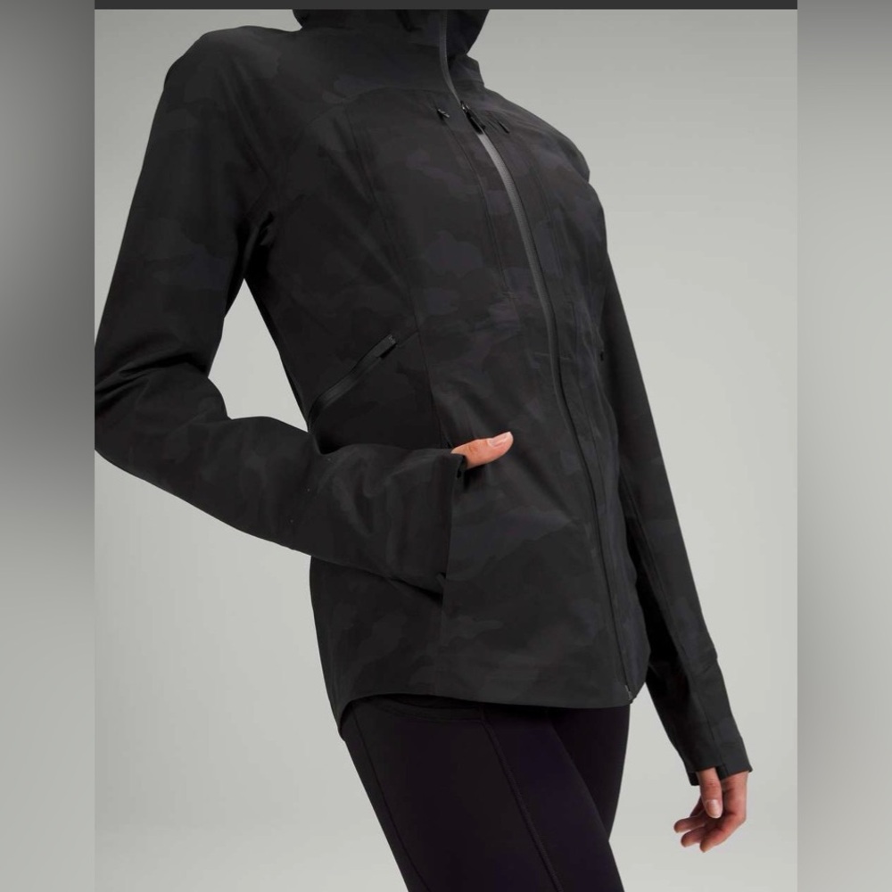 NWOT NEW Lululemon Break a Trail Jacket Heritage 365 Camo Deep Coal Multi - Picture 5 of 11